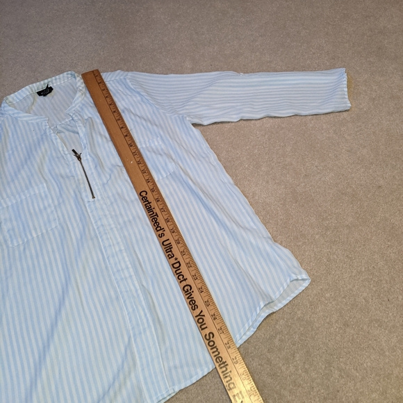 Rue21 baby blue & white blouse - Picture 9 of 14